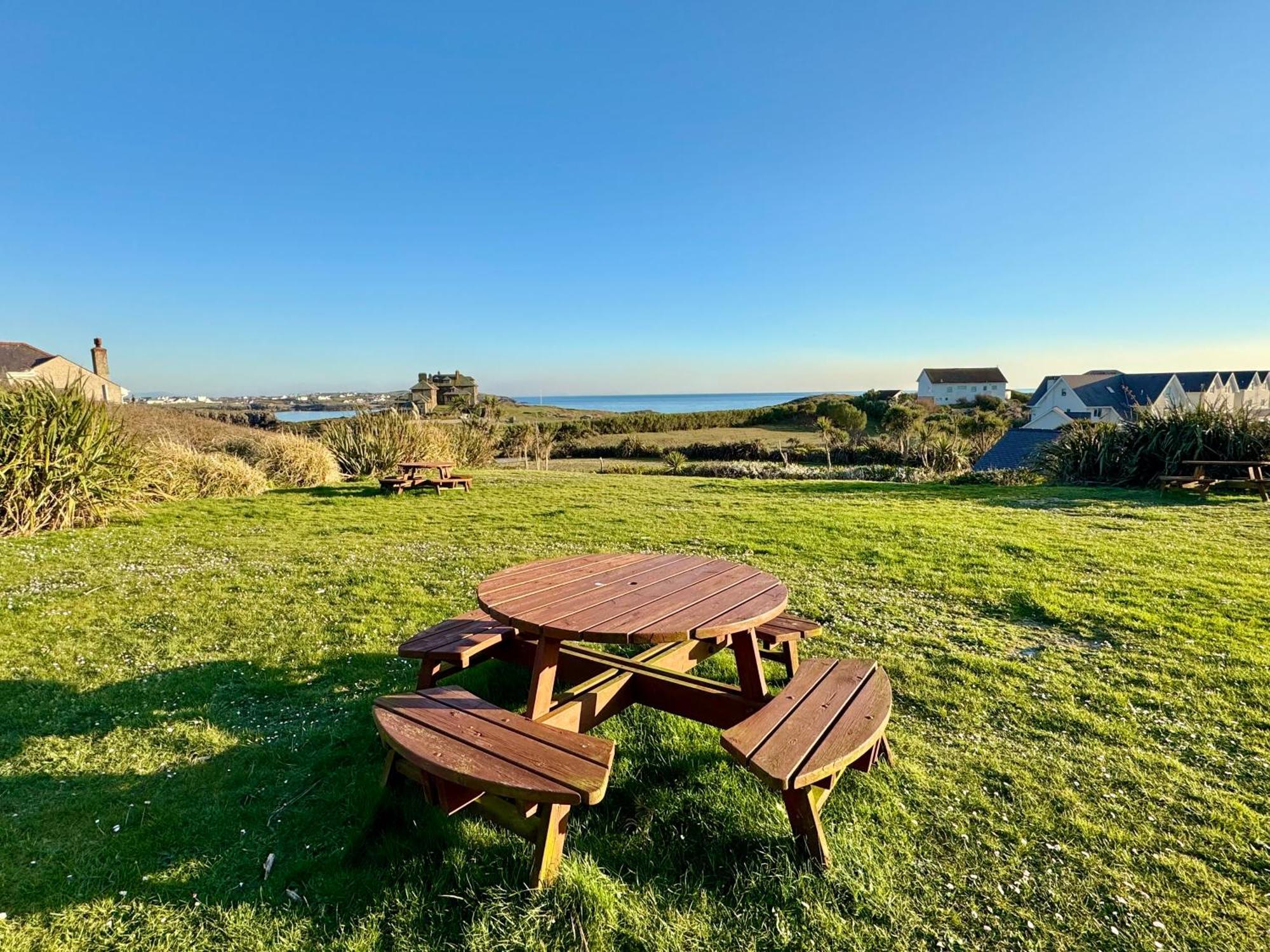 Lagoon View - Sea View- Pet Friendly - 2 Bed Apt - En-Suite Trearddur Zewnętrze zdjęcie