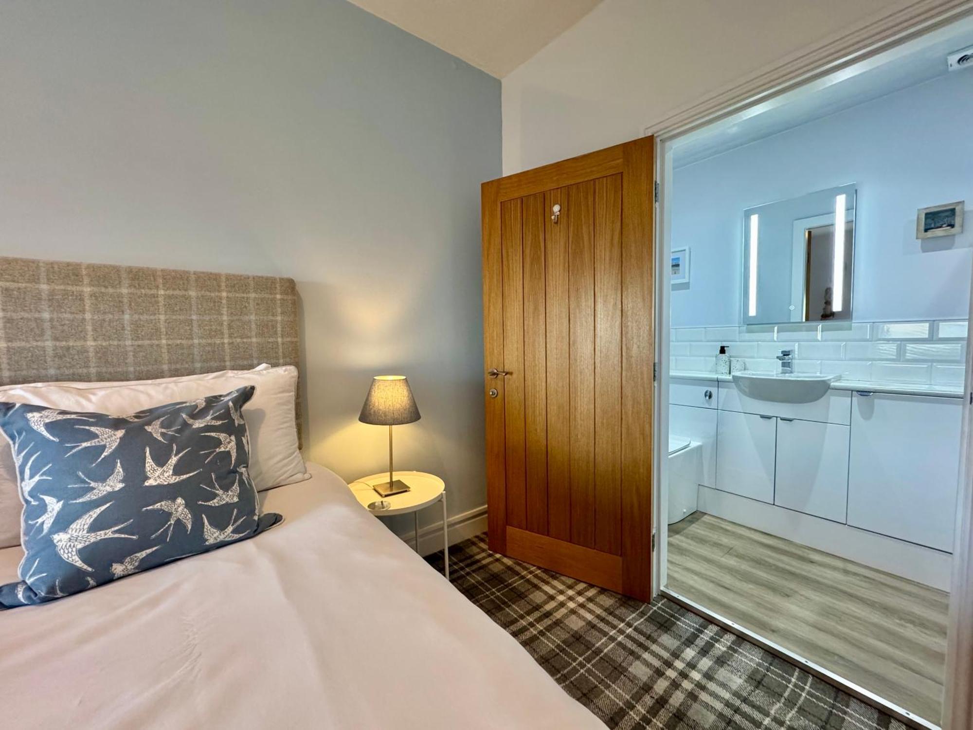 Lagoon View - Sea View- Pet Friendly - 2 Bed Apt - En-Suite Trearddur Zewnętrze zdjęcie